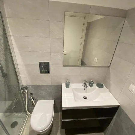 2b Fifteen Floor 3* Naples