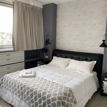 Bed & Breakfast 2b Fifteen Floor 3*