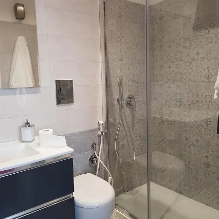 2b Fifteen Floor 3* Naples