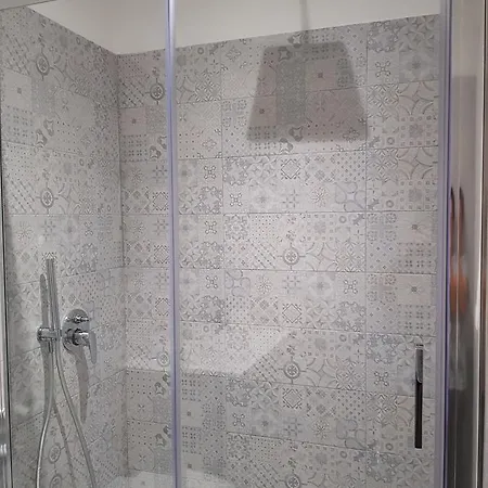 2b Fifteen Floor Bed & Breakfast Naples