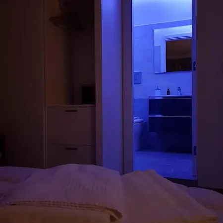 2b Fifteen Floor Bed & Breakfast